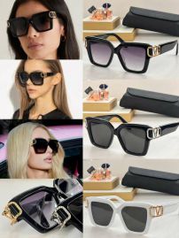 Picture of Valentino Sunglasses _SKUfw52329397fw